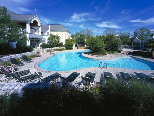 Vip Corporate Housing Village Green Of Farmington Hills Property Short Term Furnished Apartments Vip Corporate Housing, Village Green Farmington Hills Corporate Office