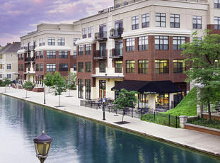 INDIANAPOLIS | Cosmopolitan on the Canal